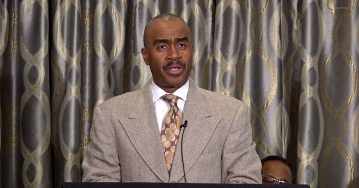 Gino Jennings Net Worth: Age, Height, Weight, Wiki, Biography, Family and More gino jennings net worth