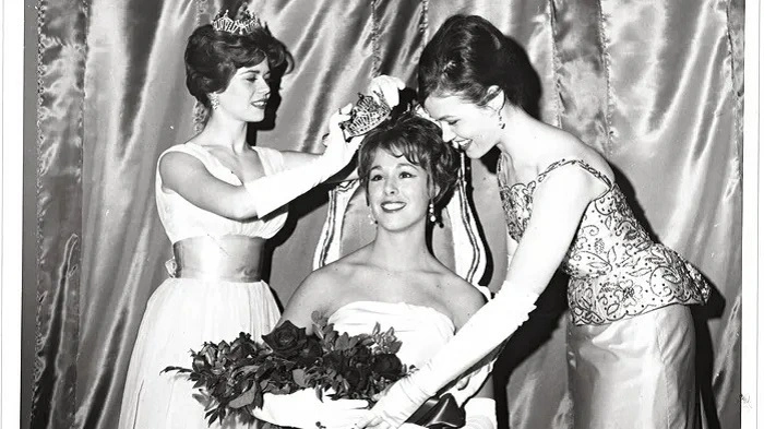 E. Jean Carroll Biography and Early Life 1